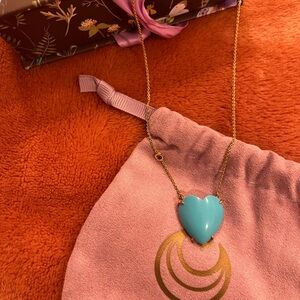 Chic Gold Necklace with Turquoise Heart Pendant